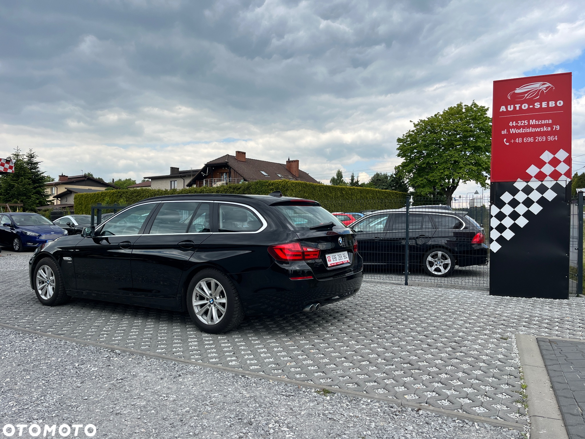 BMW Seria 5 525d xDrive Touring - 6