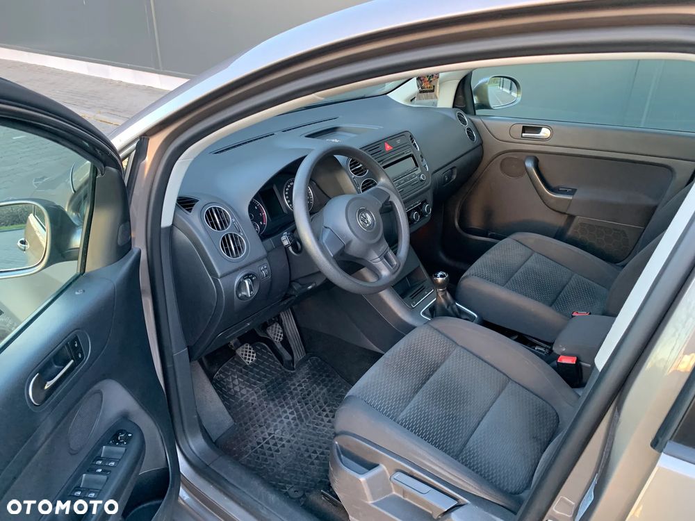 Volkswagen Golf Plus - 9