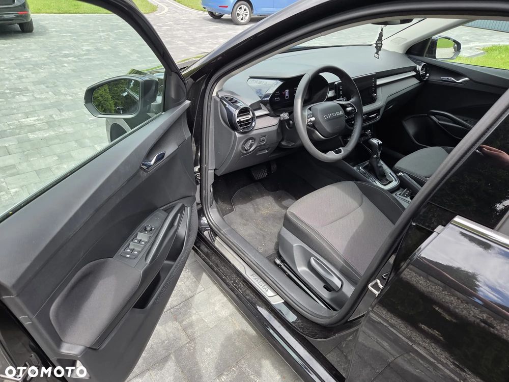 Skoda Fabia 1.0 TSI Drive DSG - 9
