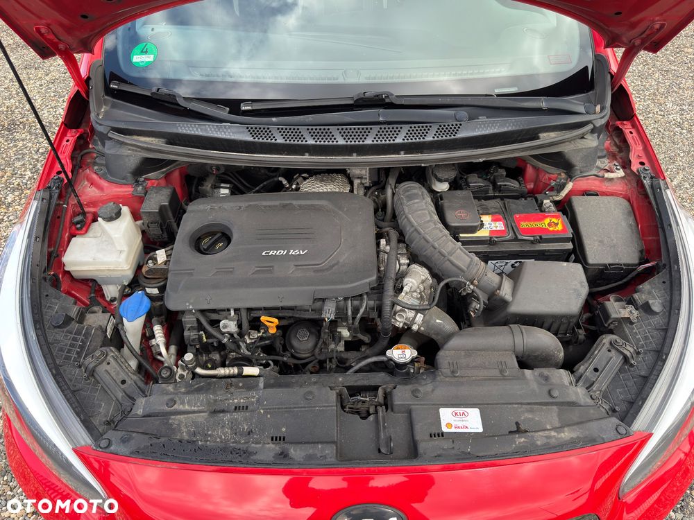 Kia Ceed 1.6 CRDi GT Line DCT - 37