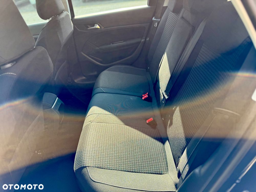 Peugeot 308 BlueHDi 120 EAT6 Stop & Start Active Business-Paket - 20