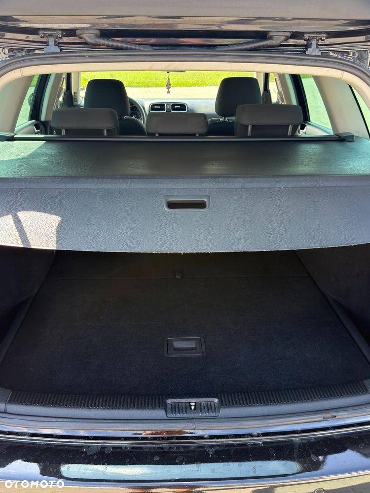 Volkswagen Golf 1.4 TSI BMT Comfortline - 23