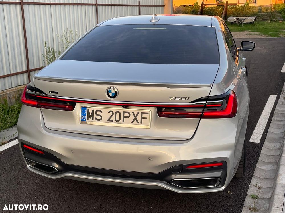BMW Seria 7 750i xDrive - 10