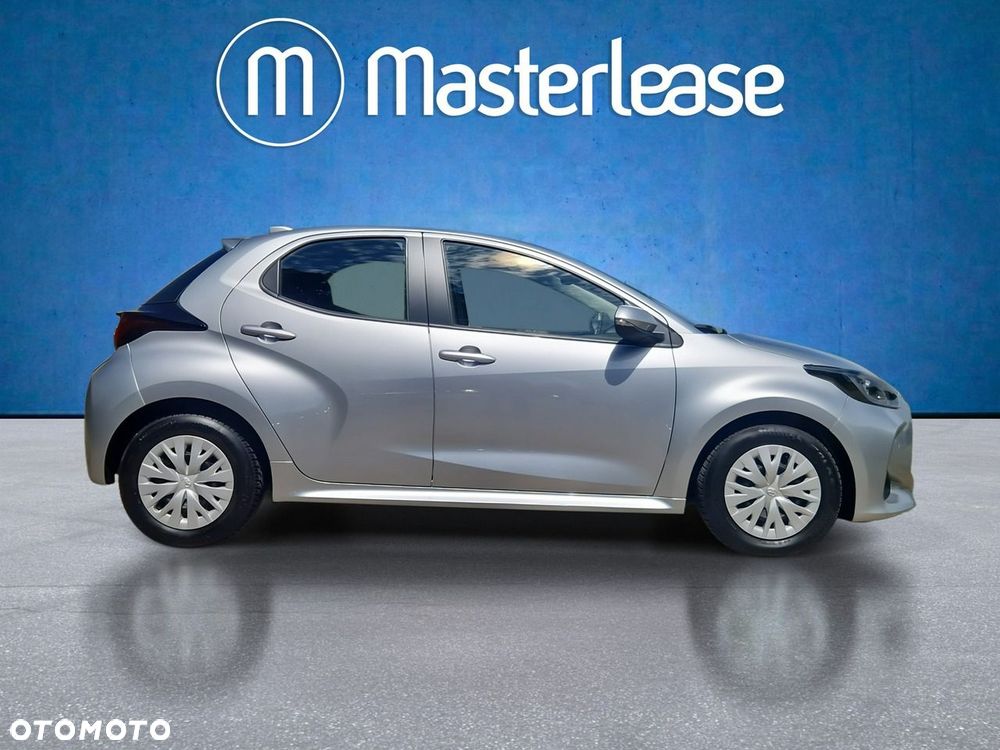 Toyota Yaris - 4