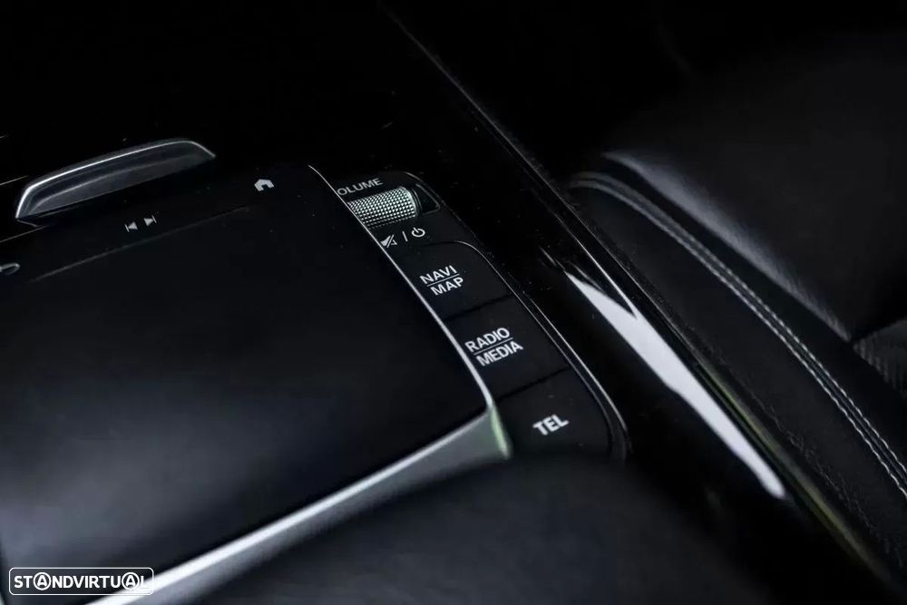 Mercedes-Benz GLB 180 d Progressive - 22