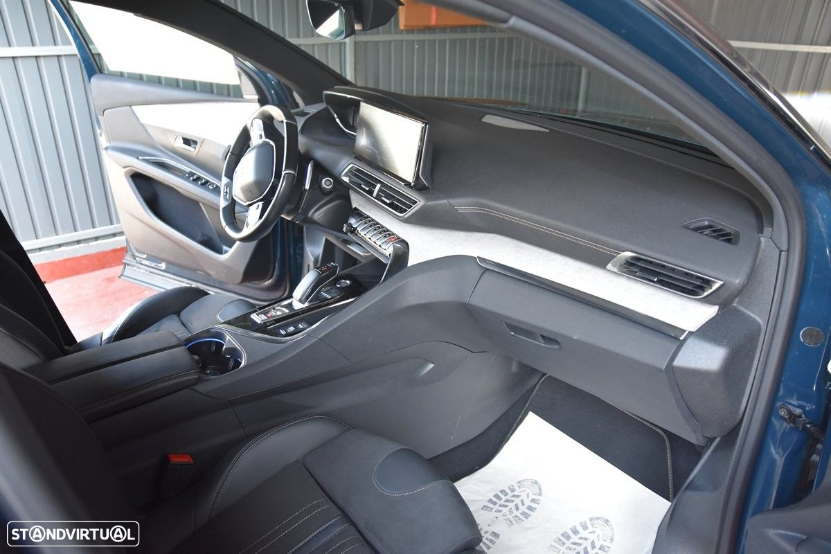 Peugeot 3008 1.5 BlueHDi GT EAT8 - 16