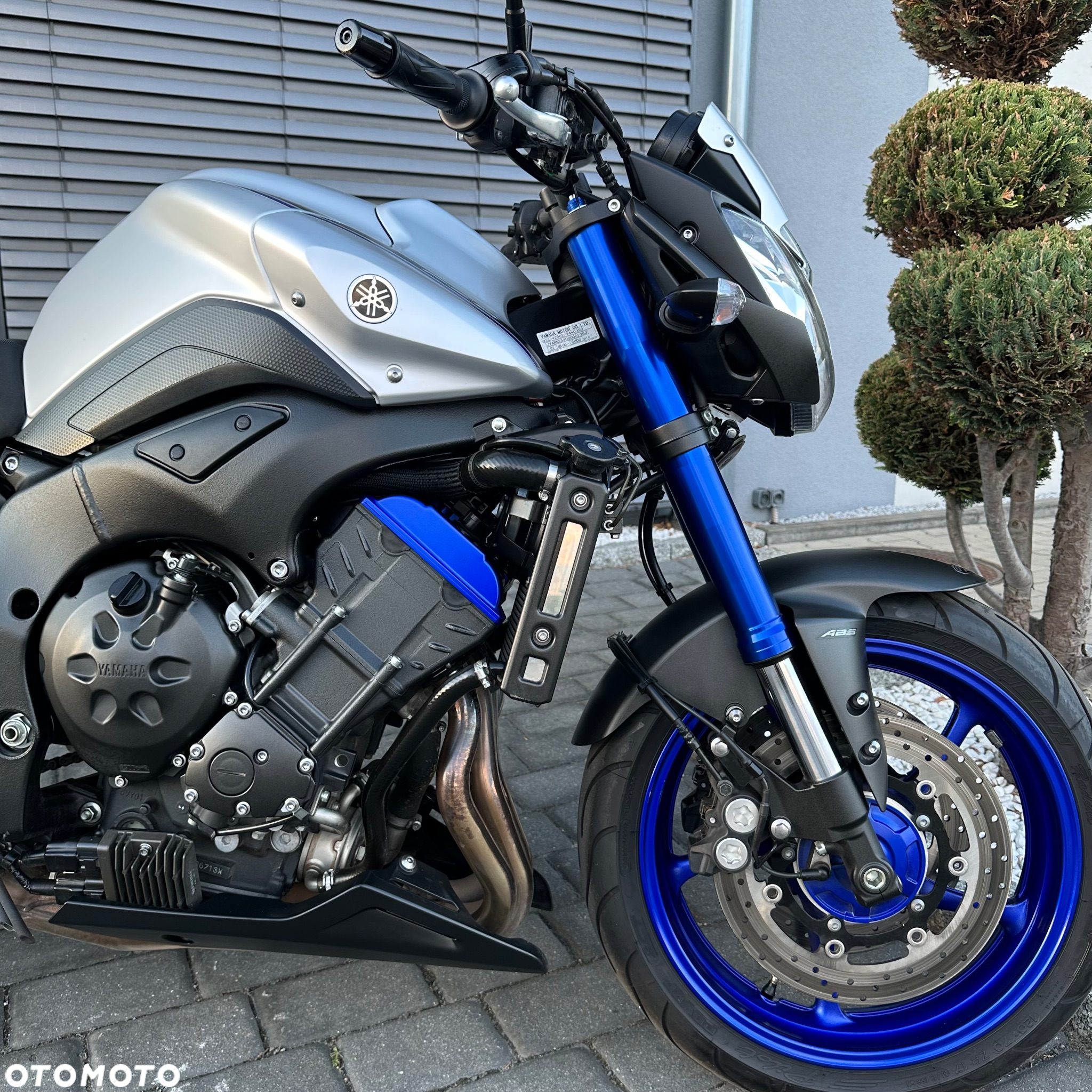 Yamaha FZ8 - 5