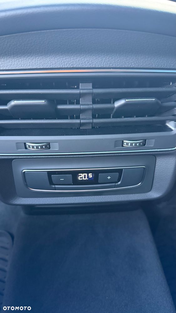 Audi Q8 TFSI e PHEV 290 kW Quattro Tiptronic - 13