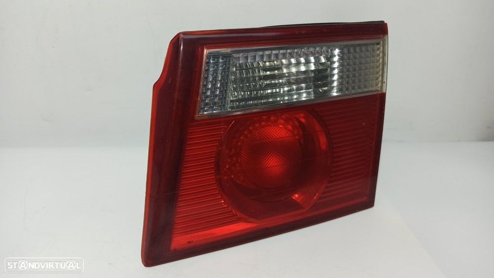 FAROLIM TRASEIRO DIREITO KIA CARENS 2.0 CRDI EX MONOVOLUMEN - 5