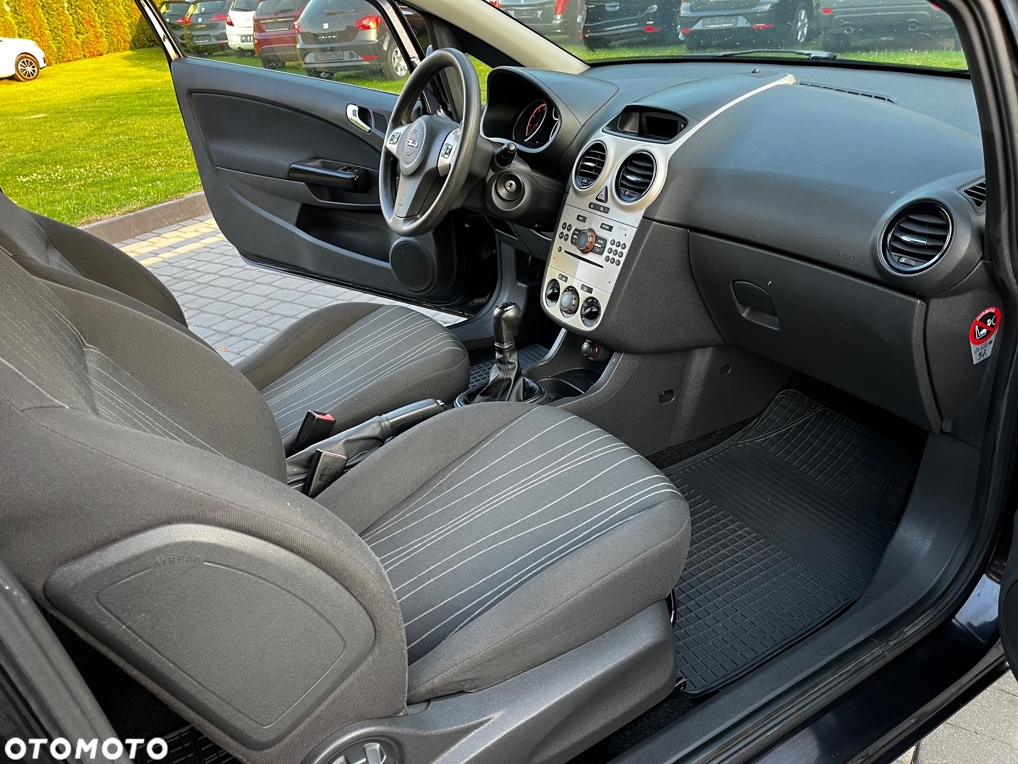 Opel Corsa 1.2 16V - 18
