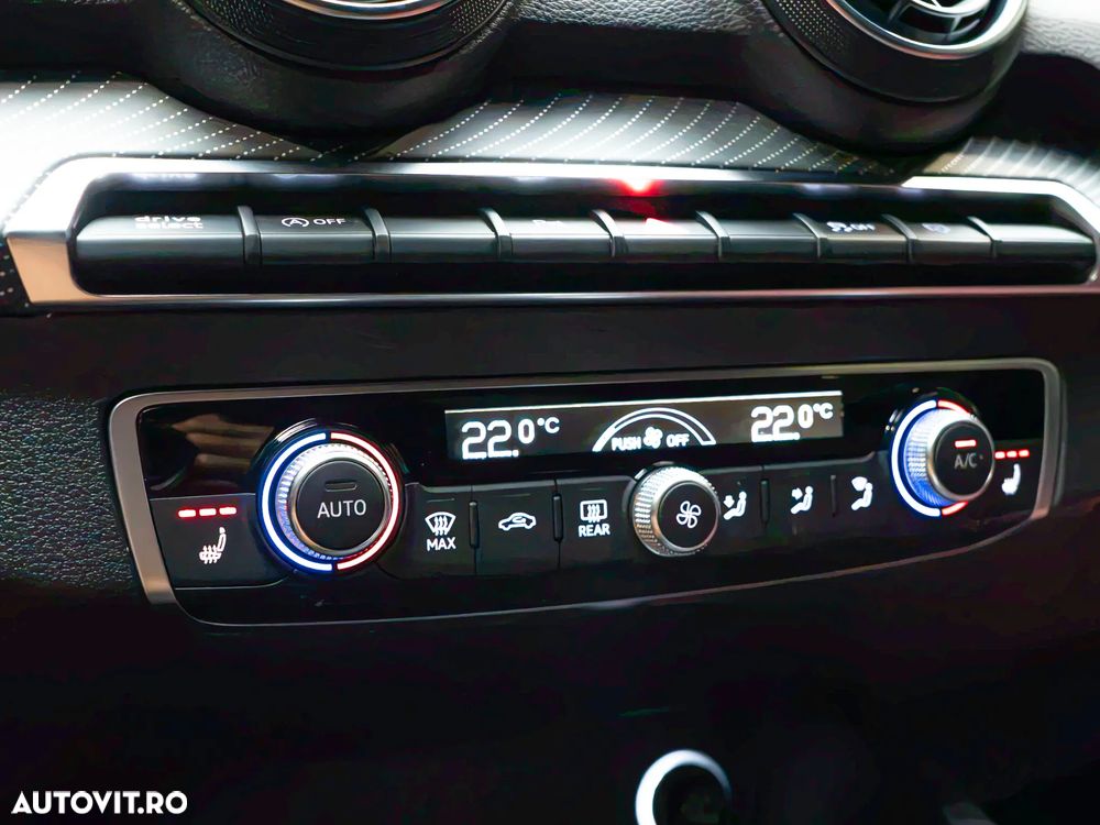 Audi Q2 1.4 TFSI CoD S tronic Sport - 9
