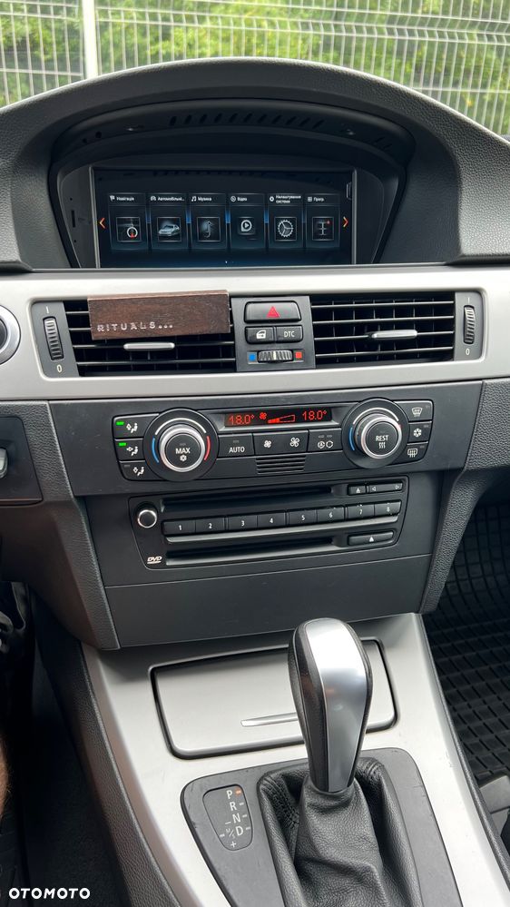 BMW Seria 3 320d DPF - 13