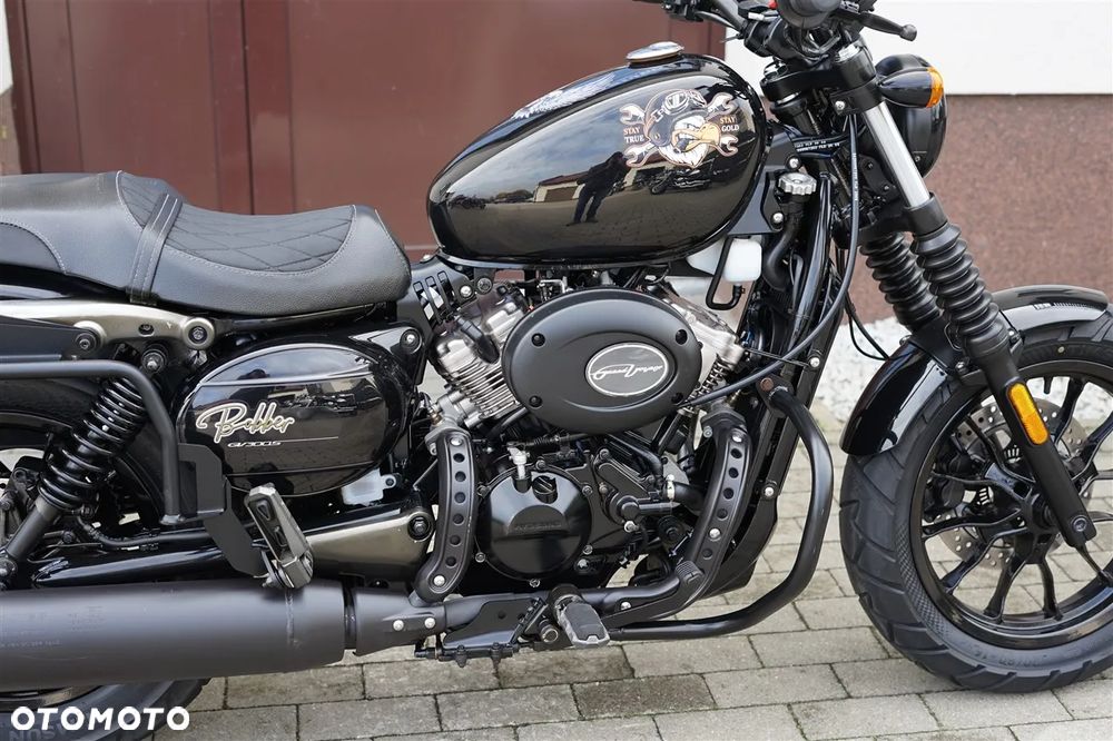 Hyosung GV - 7