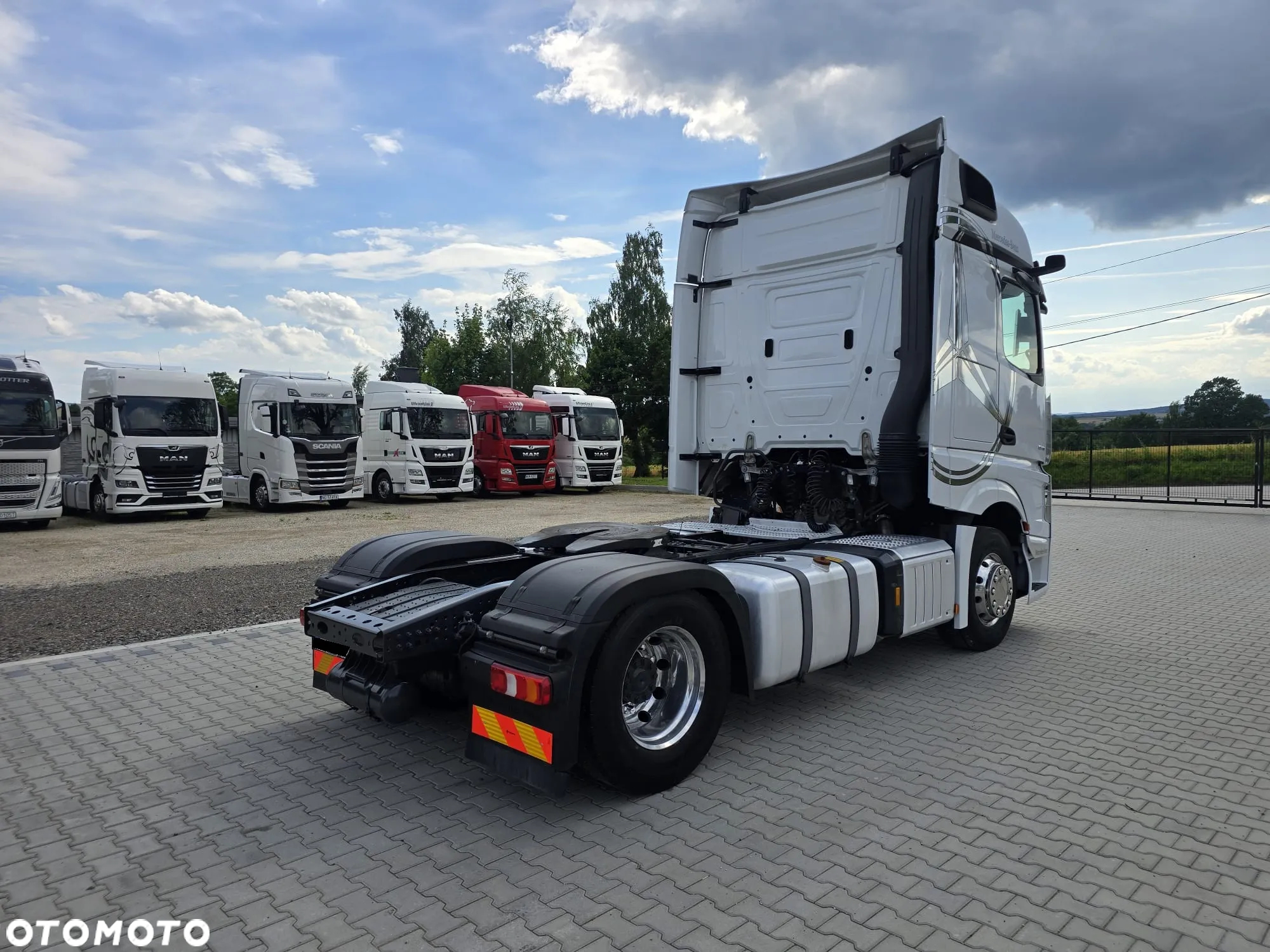Mercedes-Benz ACTROS / 1845 / EURO 6 / ACC / MP 5 / BEZ RETARDERA / MALY PRZEBIEG - 25