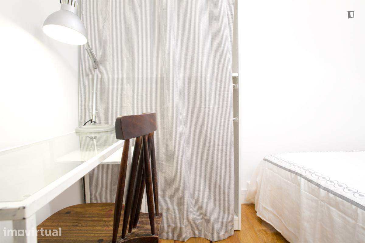 Quarto - localizado em Bairro Alto Lisbon - Grande imagem: 2/9