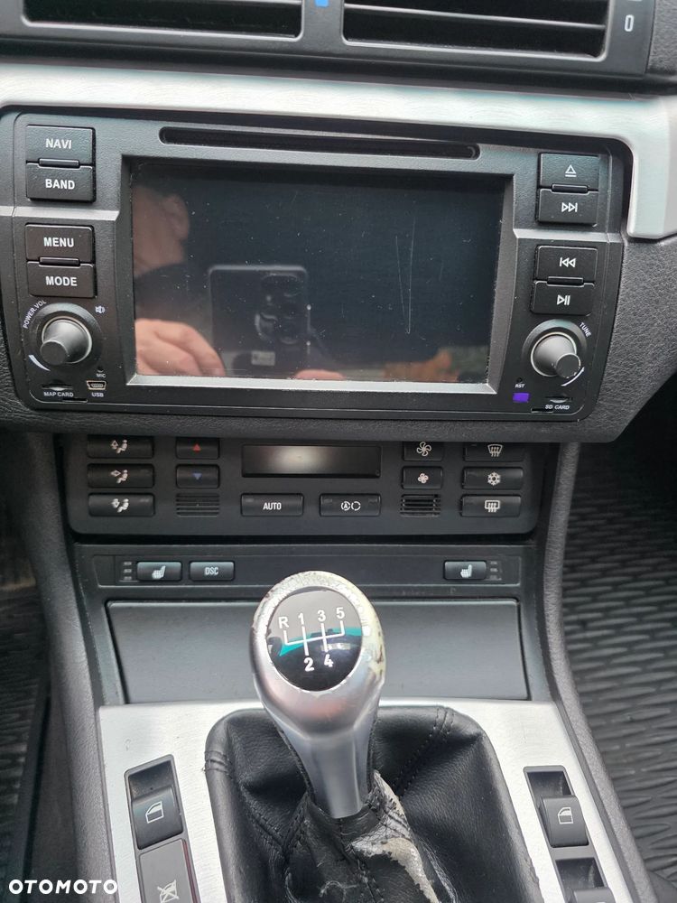 BMW Seria 3 318i - 26