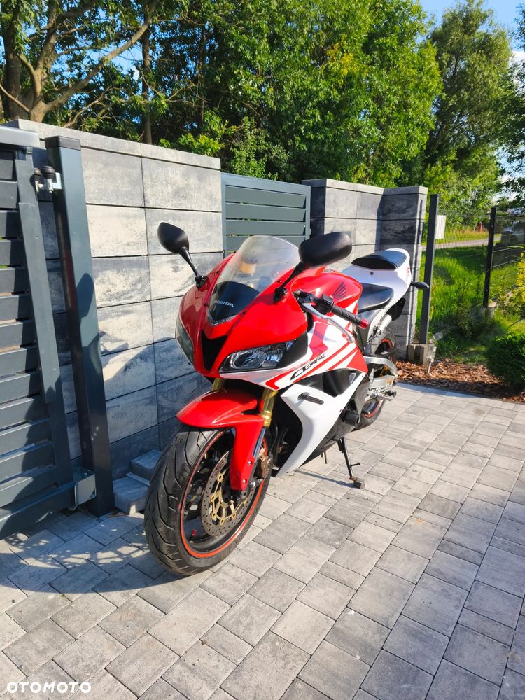 Honda CBR - 17