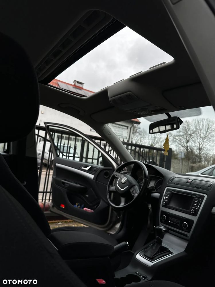 Skoda Octavia 2.0 TDI DPF 4x4 DSG Scout - 14