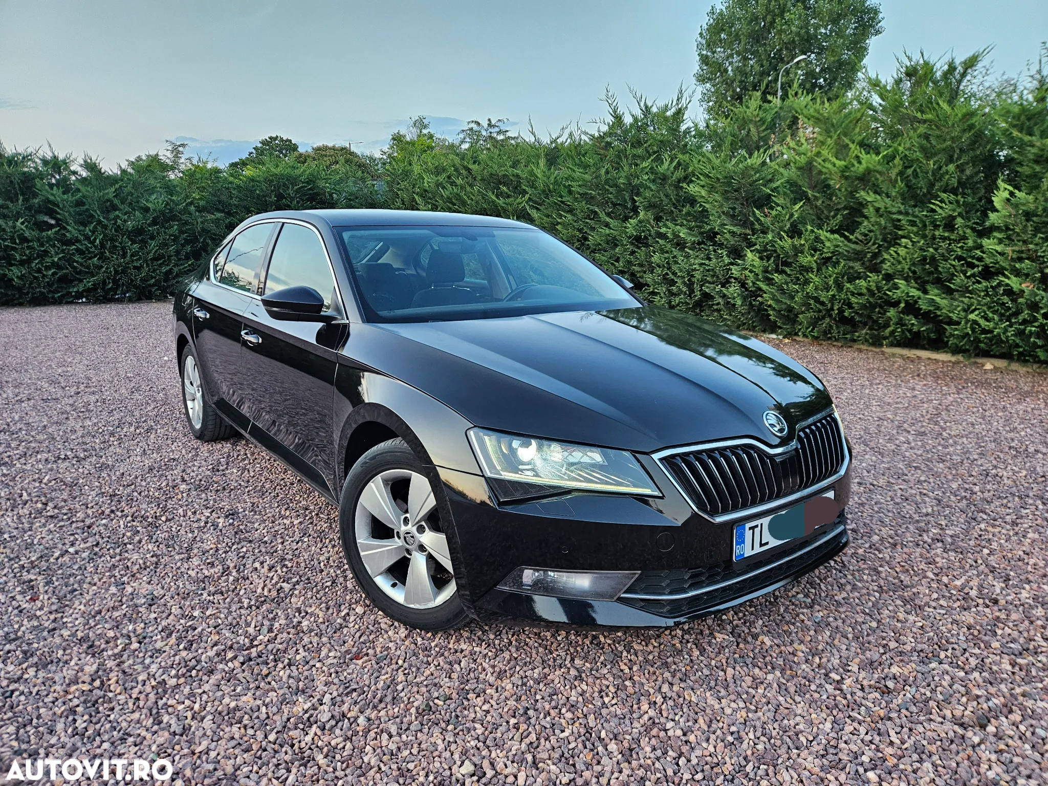 Skoda Superb 2.0 TDI Style - 2