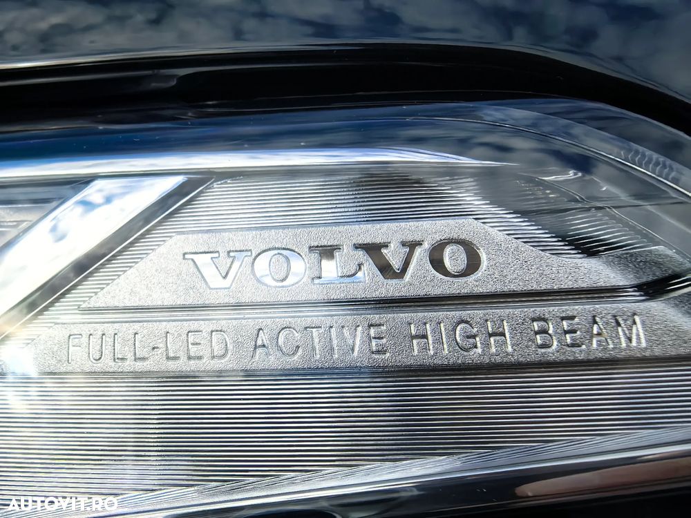 Volvo XC 90 T8 AWD Recharge Geartronic Inscription Edition - 28