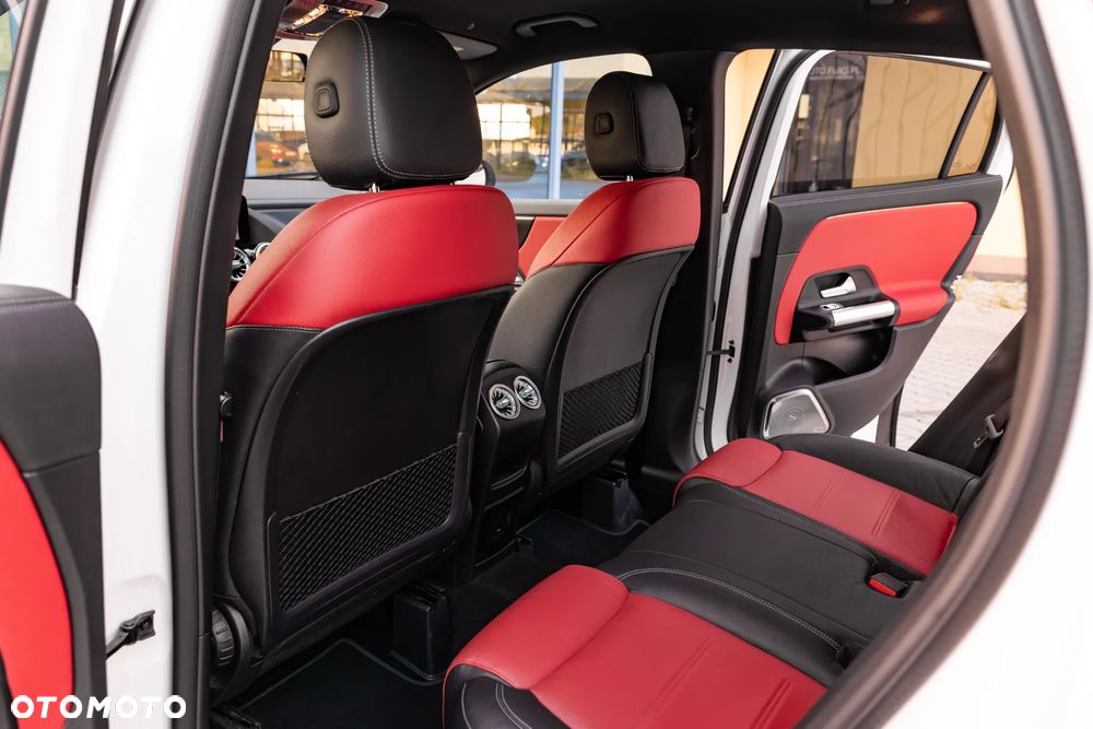 Mercedes-Benz GLA 250 AMG Line - 33