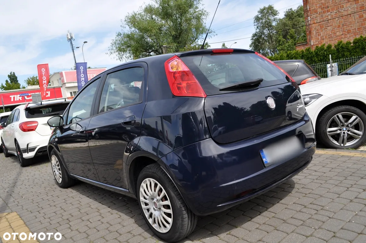 Fiat Punto 1.4 Easy S&S Euro6 - 10