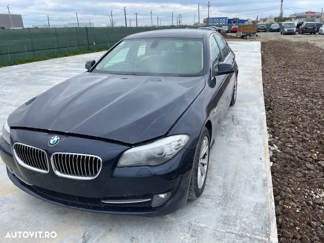 Dezmembrez BMW 520 F10 2012 184 cp - 3