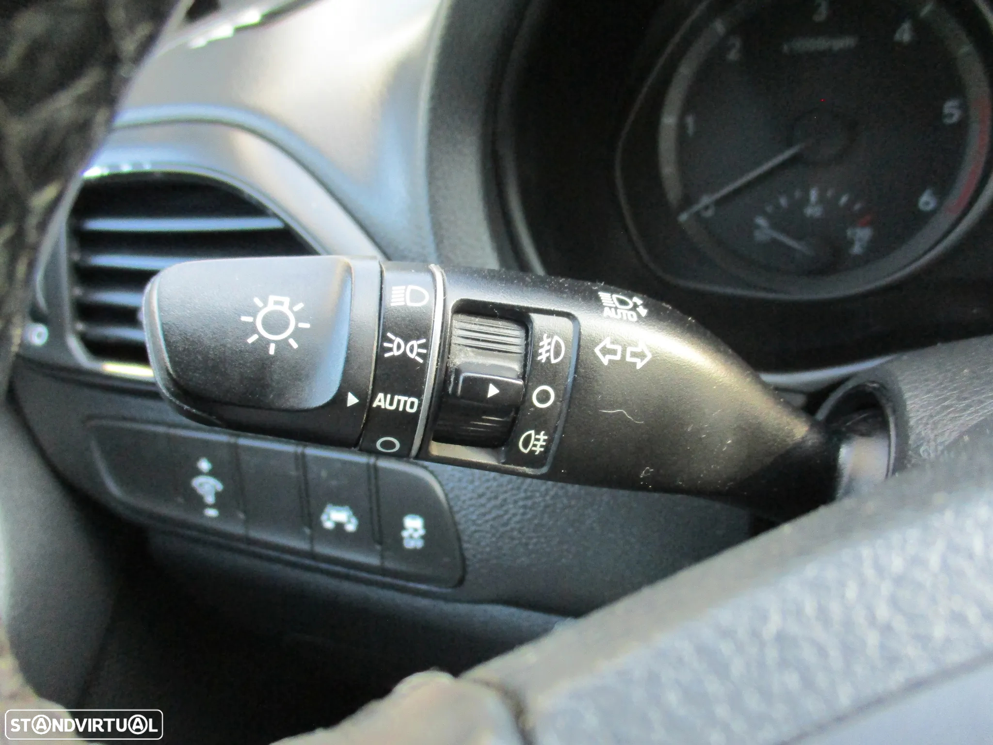 Hyundai i30 1.6 CRDI Comfort+Navi - 20