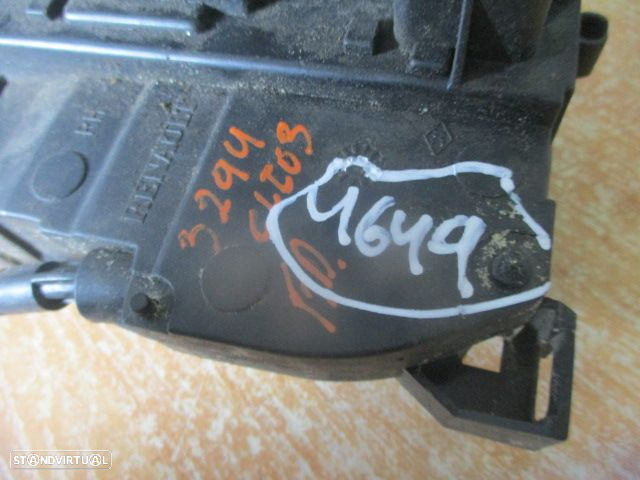 Fecho 300125D RENAULT CLIO 3 2006 1.5DCI 8V 70CV 5P CINZENTO FD 4 PINOS - 3