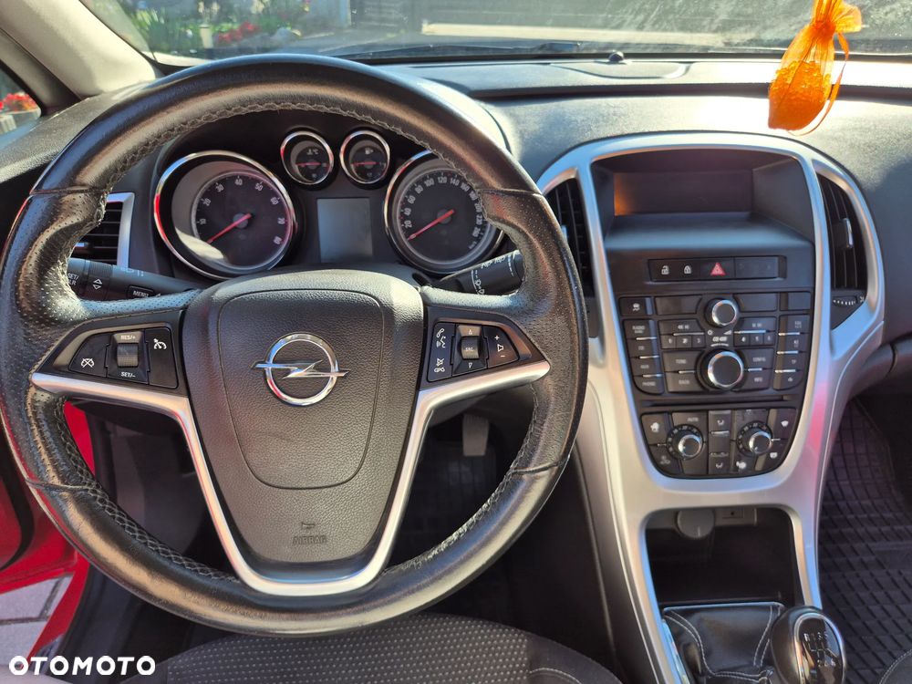 Opel Astra 1.4 Turbo - 12