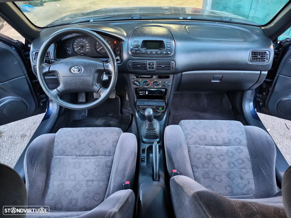 Toyota Corolla 1.4 VVT-i - 9