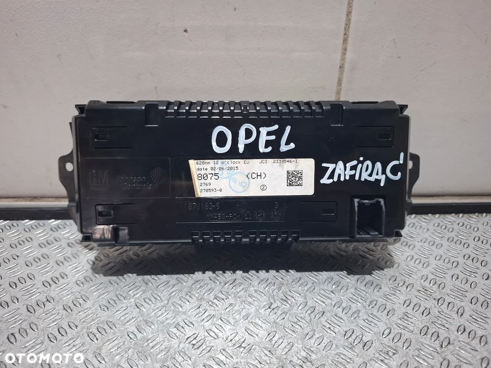 Wyświetlacz radia Opel Zafira C Rok 2015 nr 22858075 - 2