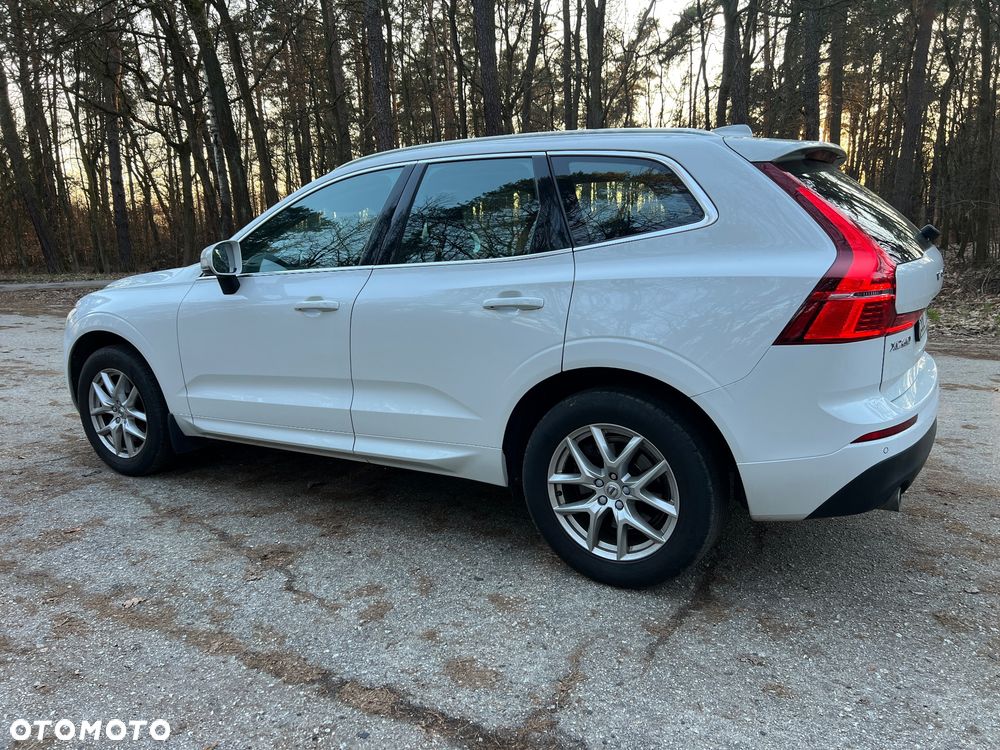 Volvo XC 60 B5 B AWD Geartronic Momentum Pro - 24