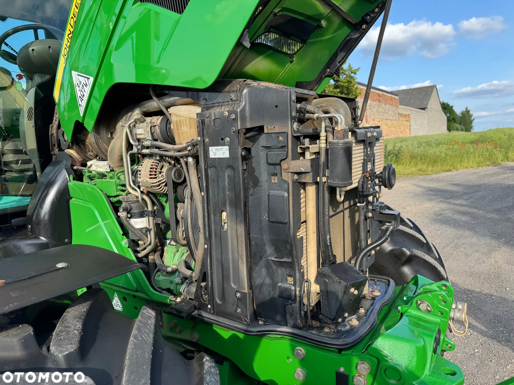 John Deere 6120R - 36
