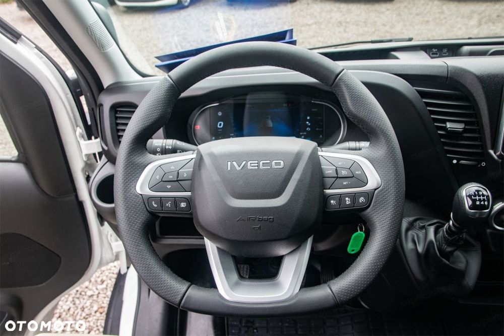 Iveco Daily 35S18 Kontener 8EP + Winda 3.0 180KM - 24