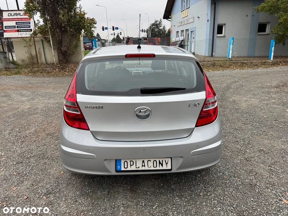 Hyundai i30 1.4 FIFA WM Edition - 6