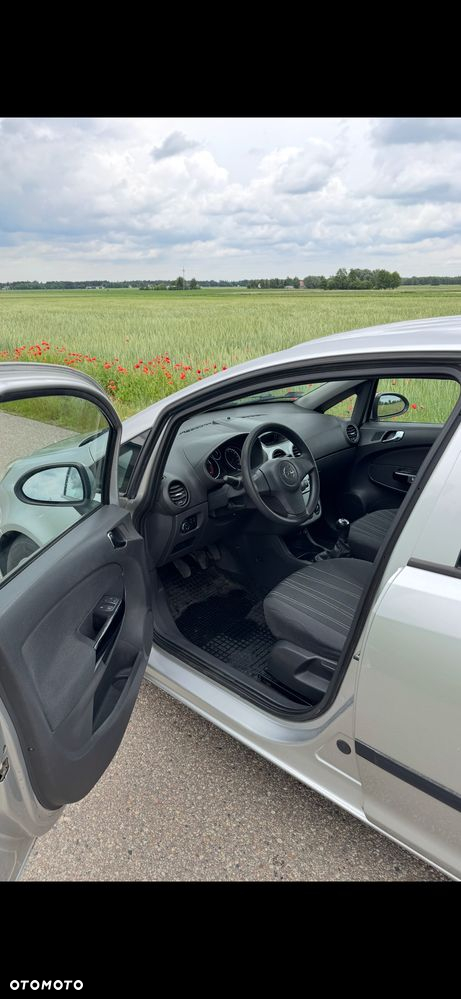 Opel Corsa - 10