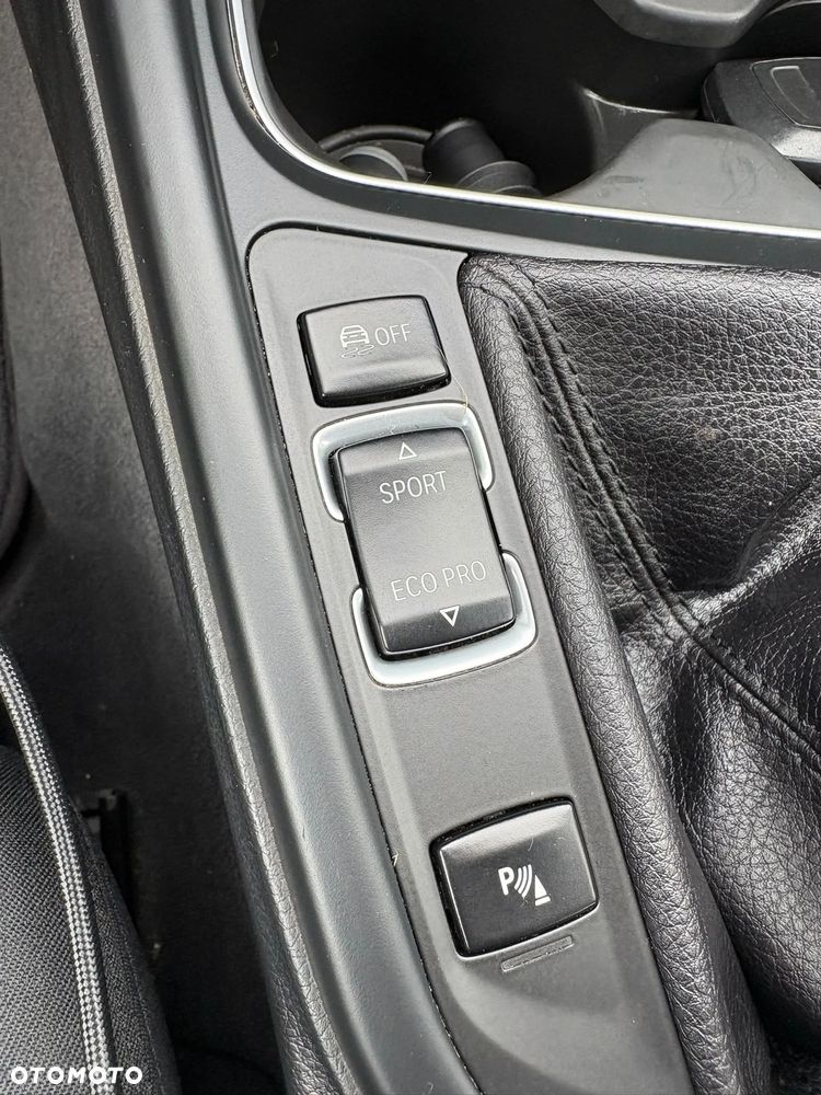 BMW Seria 3 320d - 15