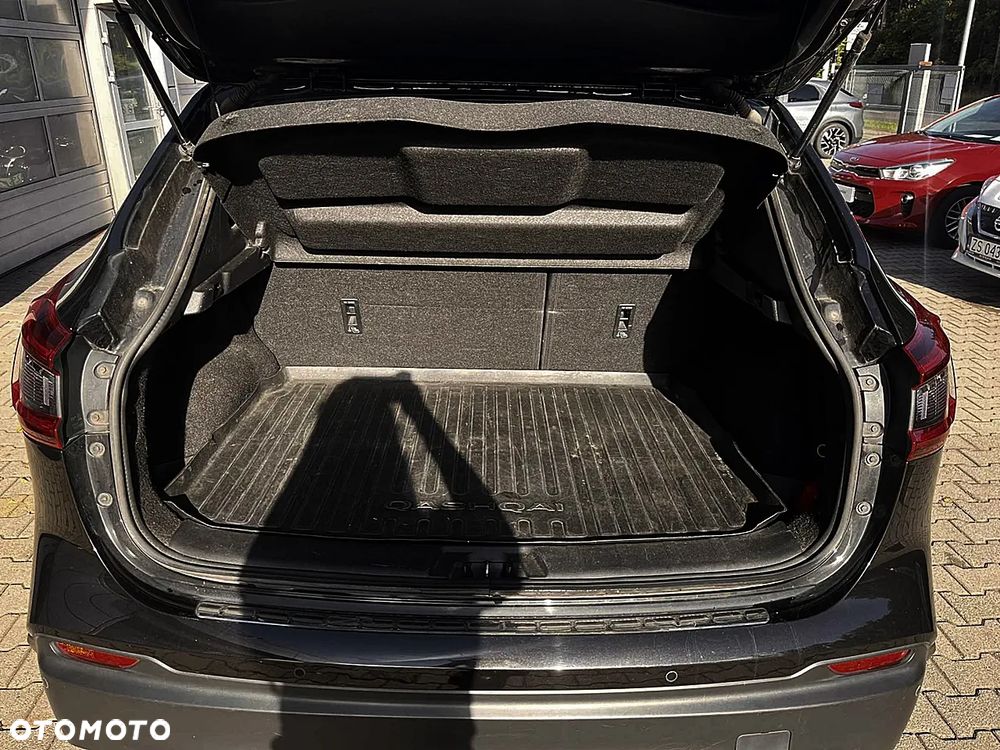 Nissan Qashqai 1.5 dCi N-CONNECTA - 11