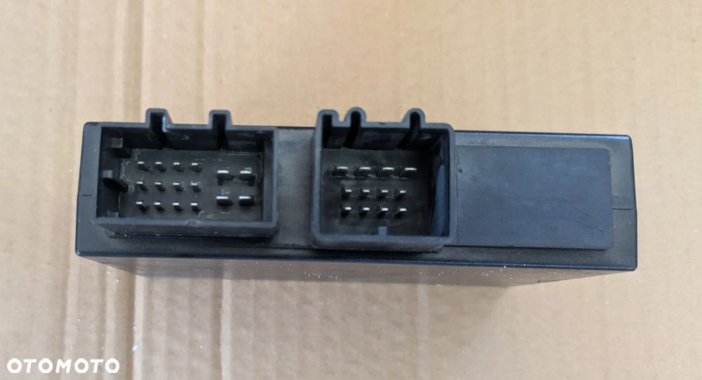 Sterownik haka świateł Audi A4 B8 8K0907383A - 2