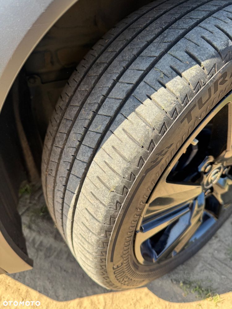 Lexus UX 200 GPF Business 2WD - 25