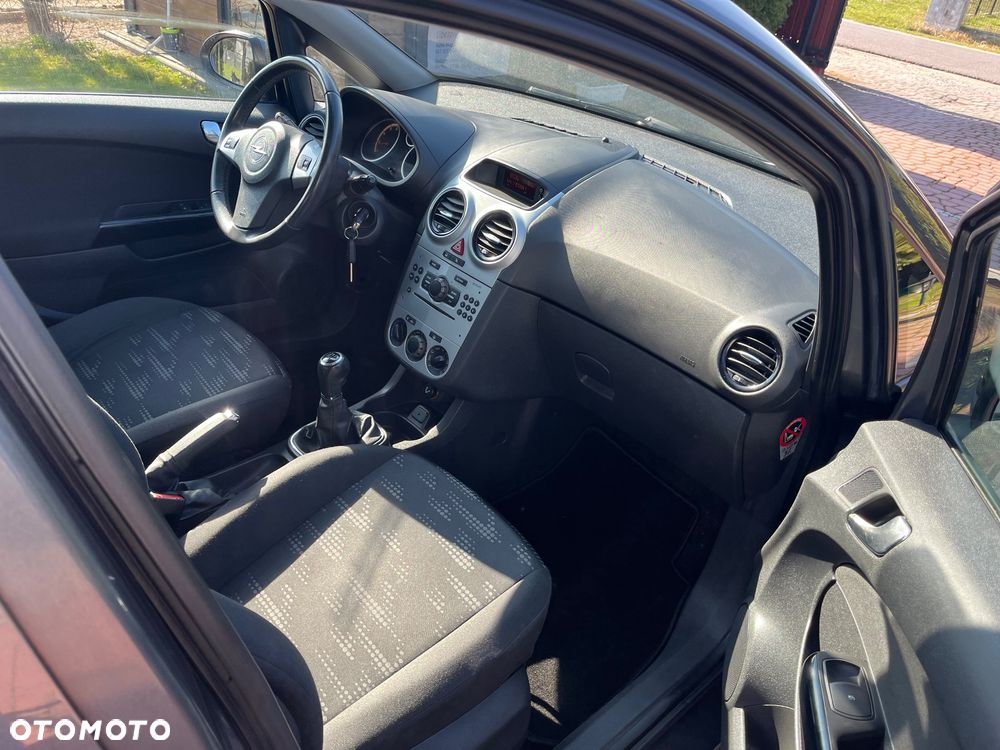 Opel Corsa 1.2 16V Enjoy - 12