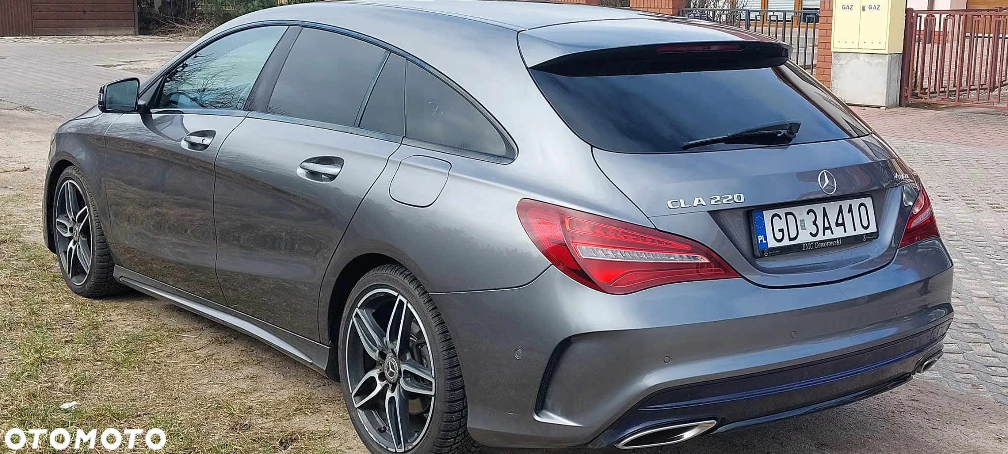 Mercedes-Benz CLA 220 4-Matic AMG Line - 9