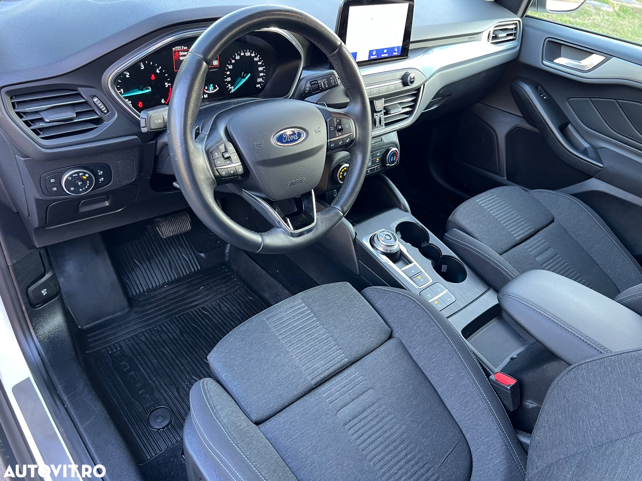 Ford Focus Turnier 1.5 EcoBlue Start-Stopp-System Aut. ACTIVE DESIGN - 6