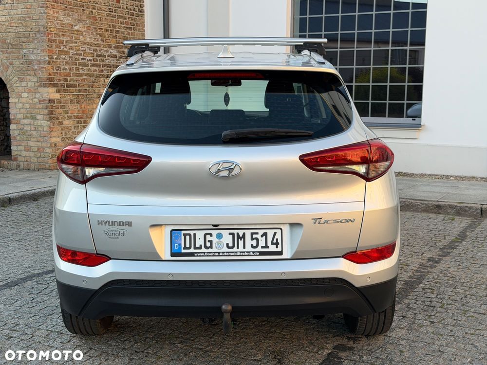 Hyundai Tucson blue 1.6 GDi 2WD Navi - 13