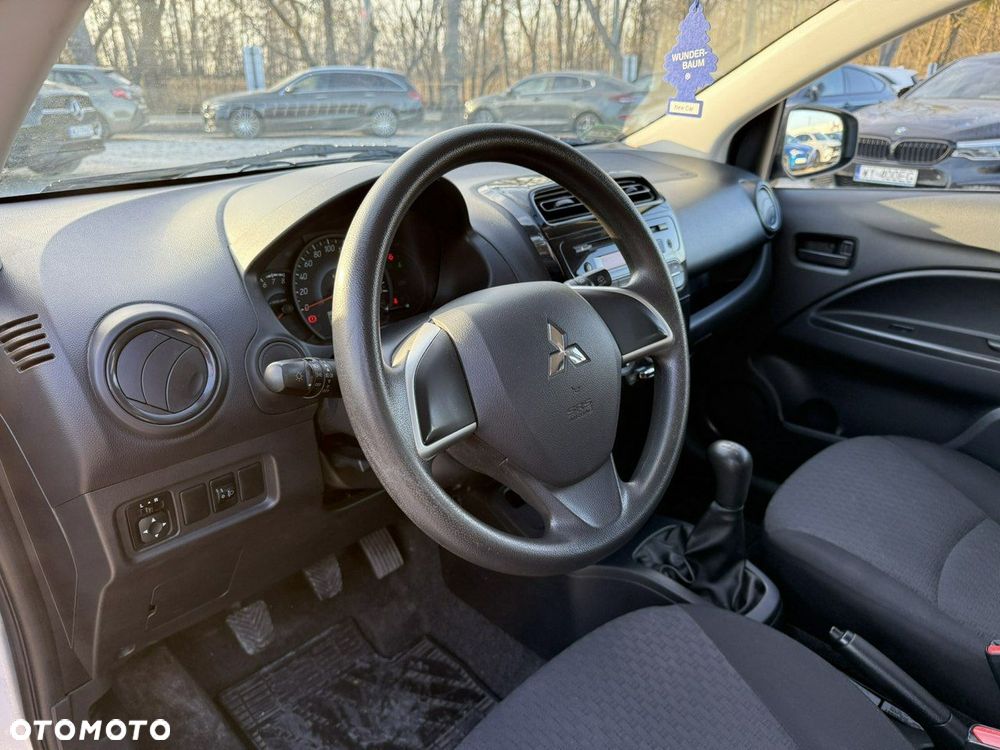 Mitsubishi Space Star - 20