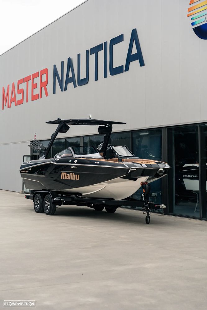 Malibu 23 MXZ - 2
