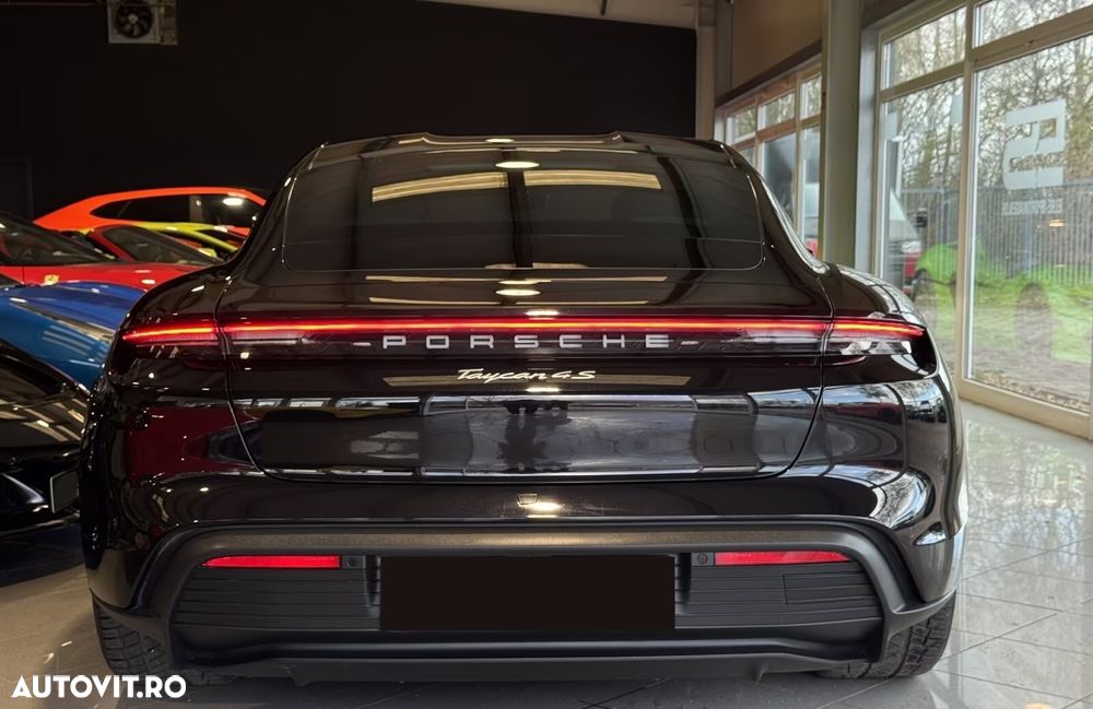Porsche Taycan 4S Performancebatterie Plus - 8