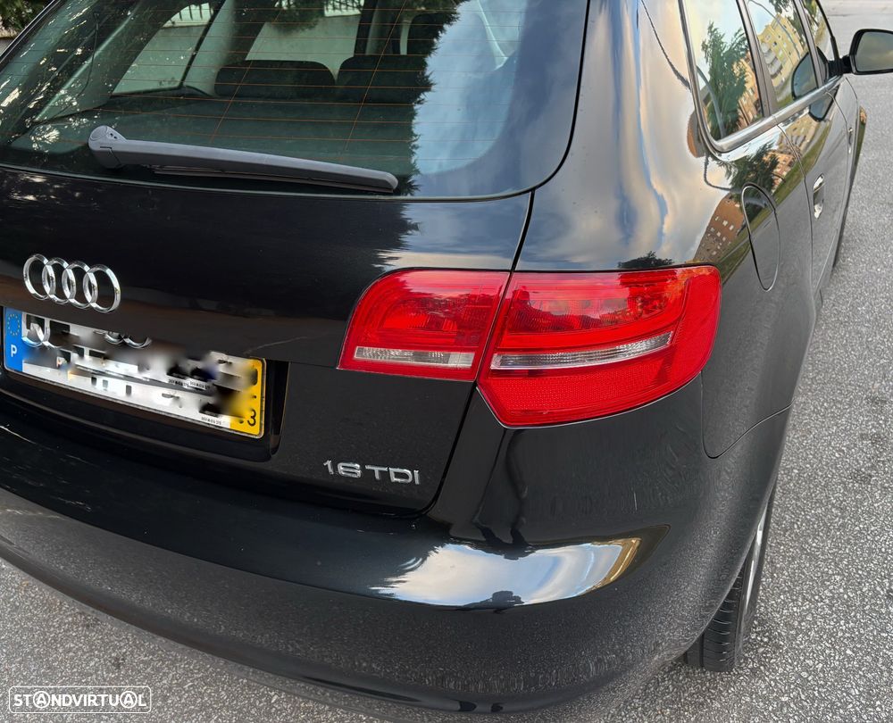 Audi A3 Sportback 1.6 TDI Attraction Business Line - 21