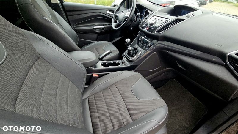 Ford Kuga 2.0 TDCi 4x4 Trend - 29